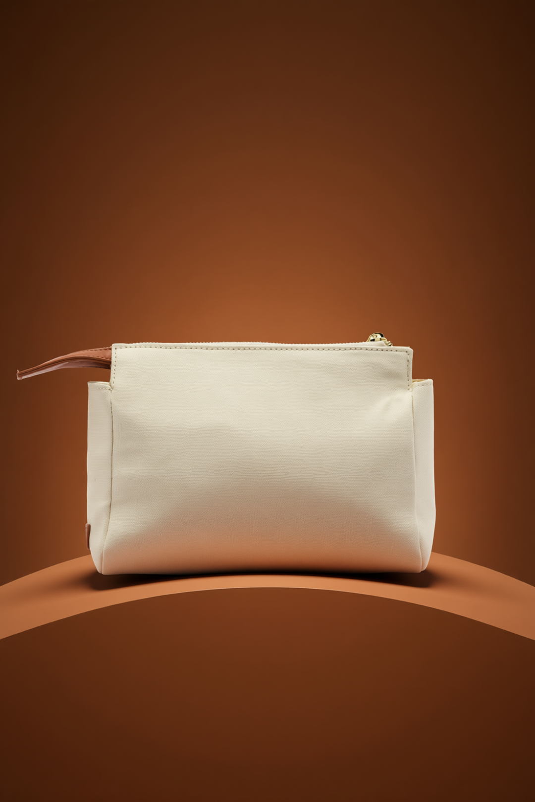The Chandelier Pouch – Ivory & Tan
