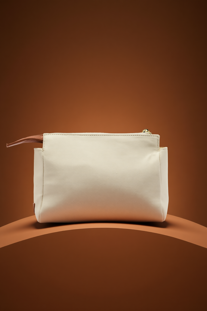 The Chandelier Pouch – Ivory & Tan