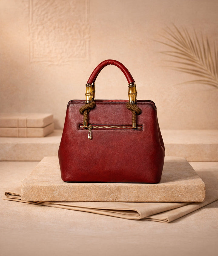 حقيبة يد نسائية من الجلد الطبيعي من ليلى - أحمر قرمزي