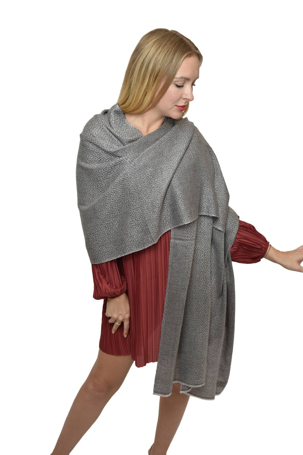 Camel Wool Luxury Scarf - Taupe Grey Diamond