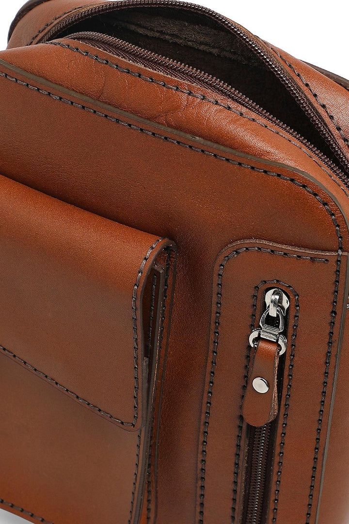 Donald Men's Genuine Leather Side Messenger Bag - Tan