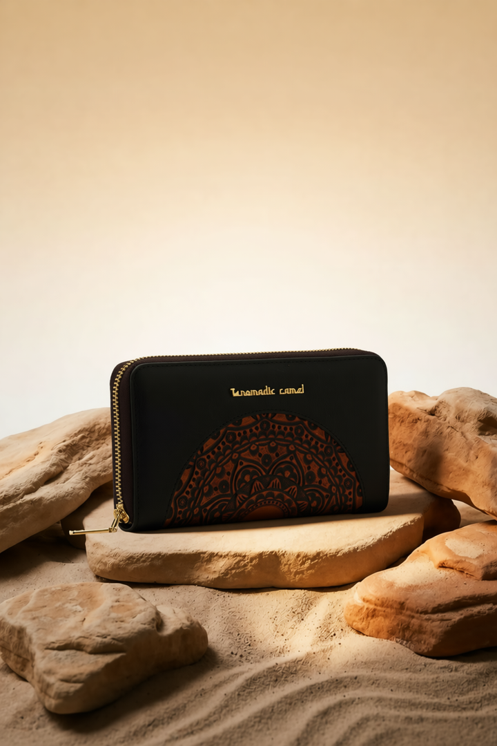 Embossed Women's Genuine Leather Clutch - Black