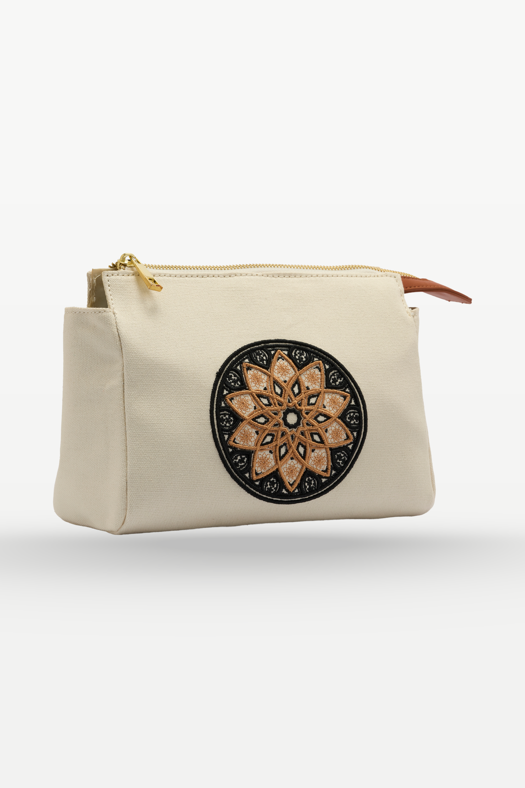 The Chandelier Pouch – Ivory & Tan